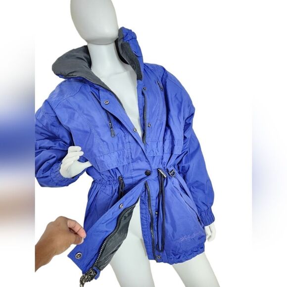 BlackBear - Picture 7 of 15